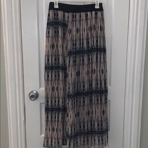 Maxi skirt